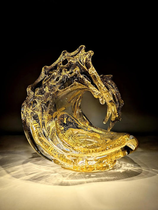Classic Wave made with 24K gold foil by our favorite glass wave master David Wight 💎